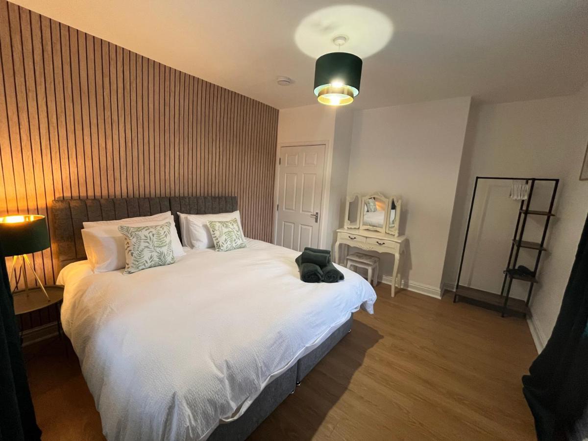 Modern & Retro Two Bedroom Apartment In Barnsley Zewnętrze zdjęcie